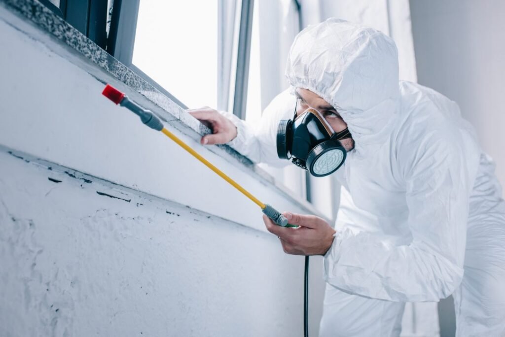 Cockroach control technician